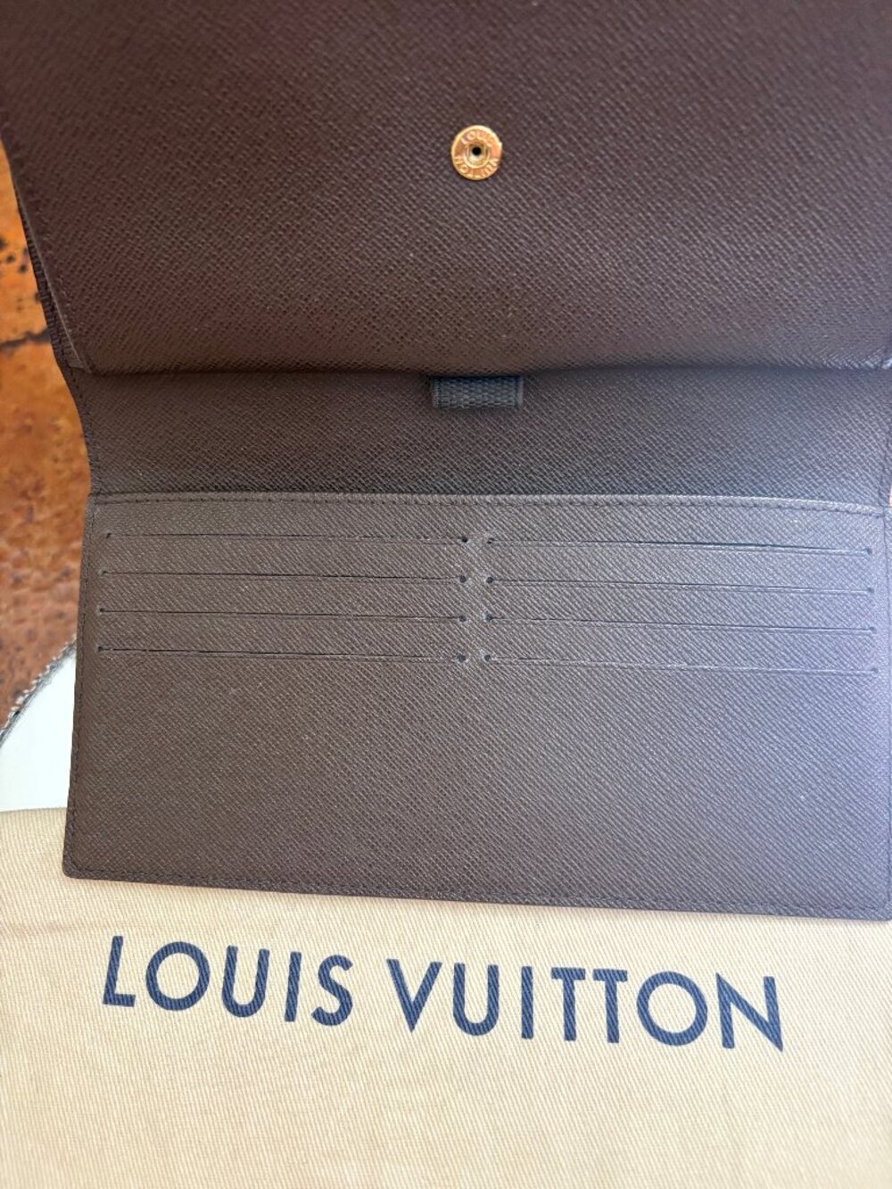 Louis Vuitton Damier Sarah Gold Tone Wallet - Picture 5 of 12